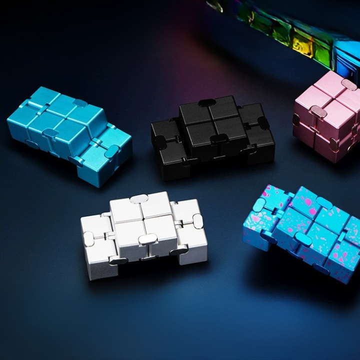 Infinity Motion Focus Fidget Cube