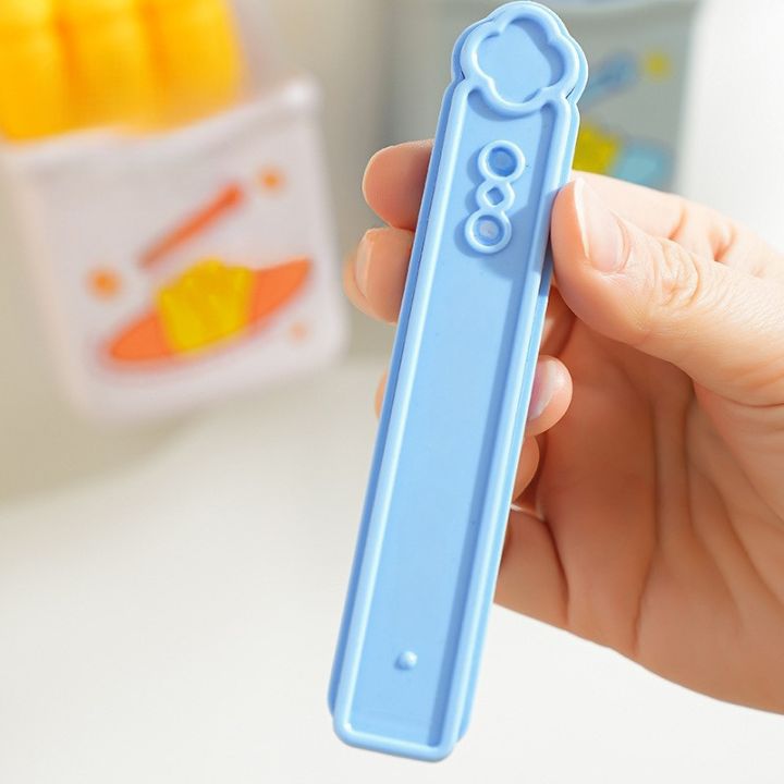 Fridge-Mount Sleek Ice Stick Mold