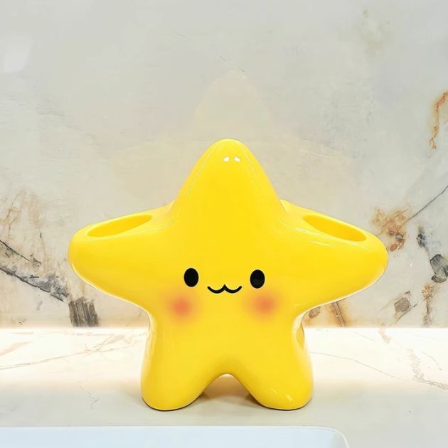 Smiling Little Star Toothbrush Holder