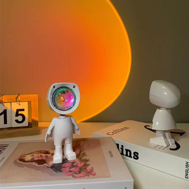 Astronaut Dreamy Sunset Lamp