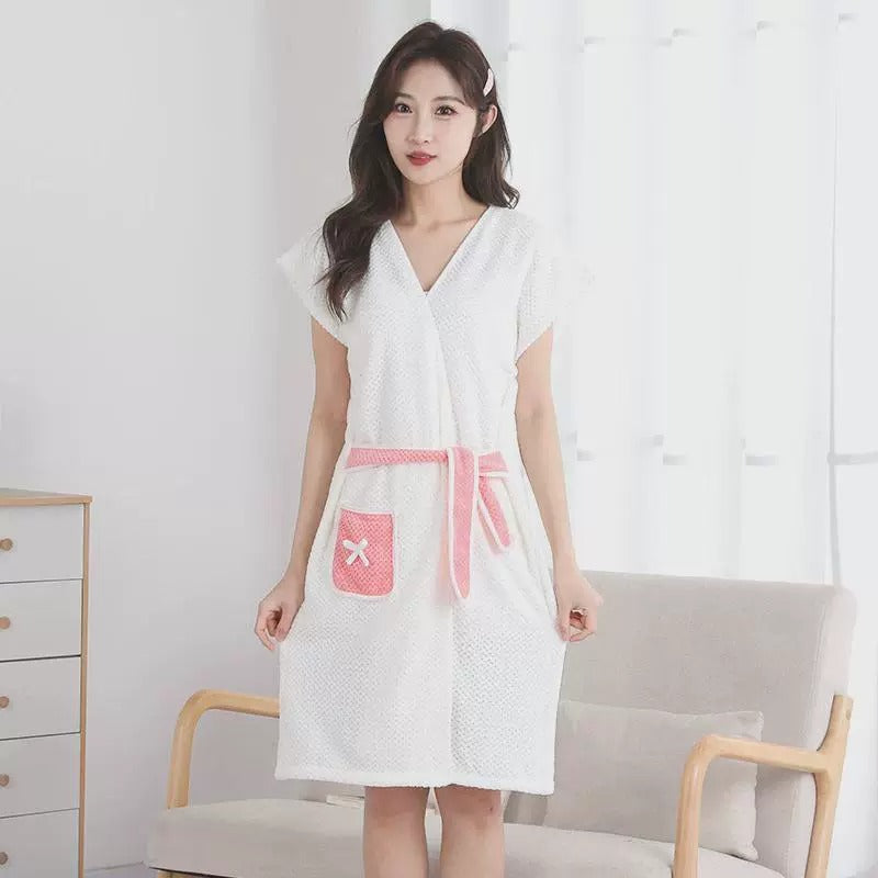 Wearable Coral Fleece Bath Towel